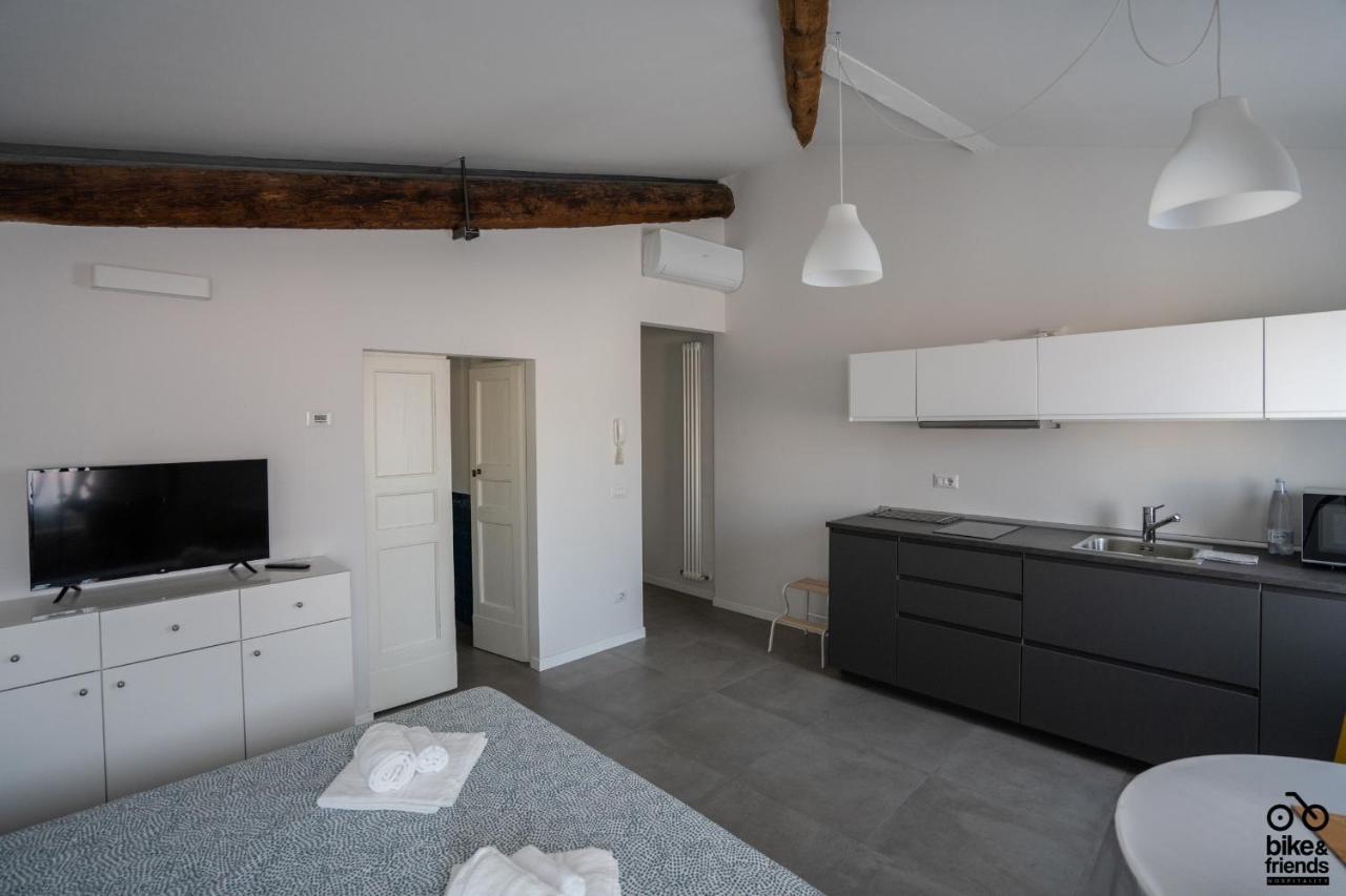 Monolocale Le Rondini Centralissimo Pesaro Dış mekan fotoğraf